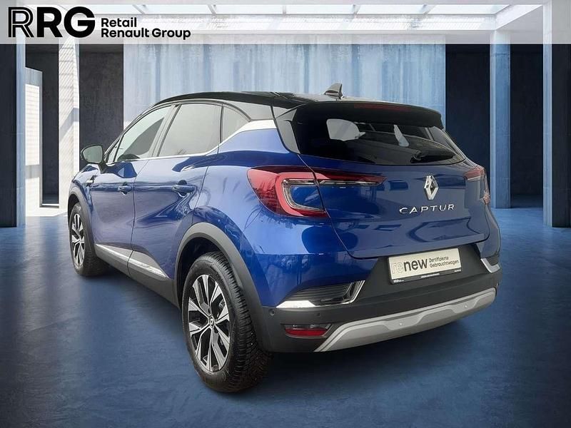 Gebraucht Renault Captur Techno 91 PS (66 kW) 2023 Blue rqh + black gne SUV