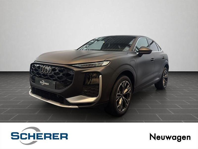 Braun Neu 2025 Audi Q3 Sportback Sport SUV | 56.999 € (Guter Preis) - Bild 1/4