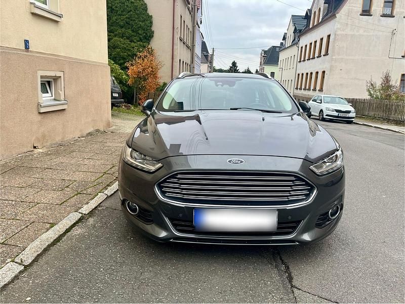 Gebraucht Ford Mondeo 180 PS (132 kW) 2018 Grau Kombi