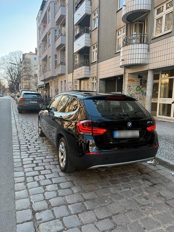 Gebraucht BMW X1 177 PS (130 kW) 2010 Schwarz SUV