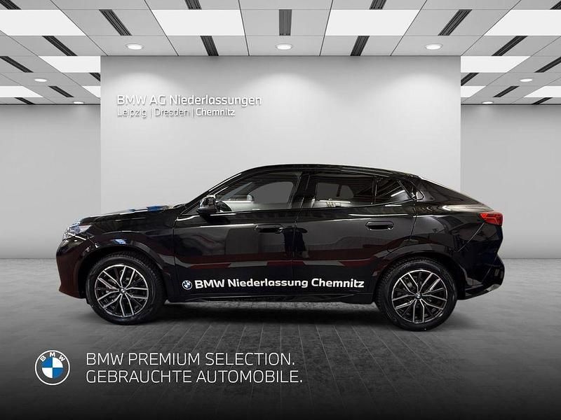 Neu BMW iX2 Performance 225 kW (306 PS) 2025 Schwarz SUV