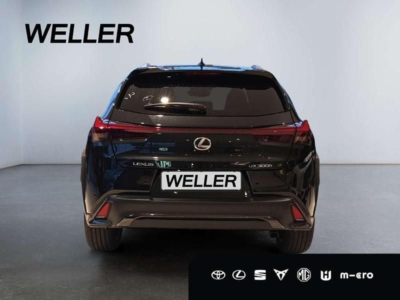 Neu Lexus UX 300h Sport Design Packet 199 PS (146 kW) 2026 Graphitschwarz SUV
