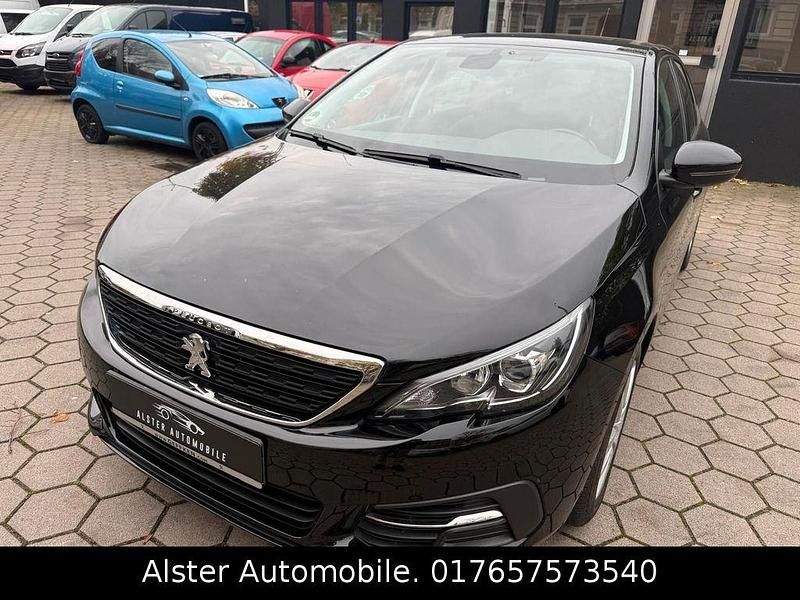 Gebraucht Peugeot 308 SW Active 131 PS (96 kW) 2019 Schwarz Kombi