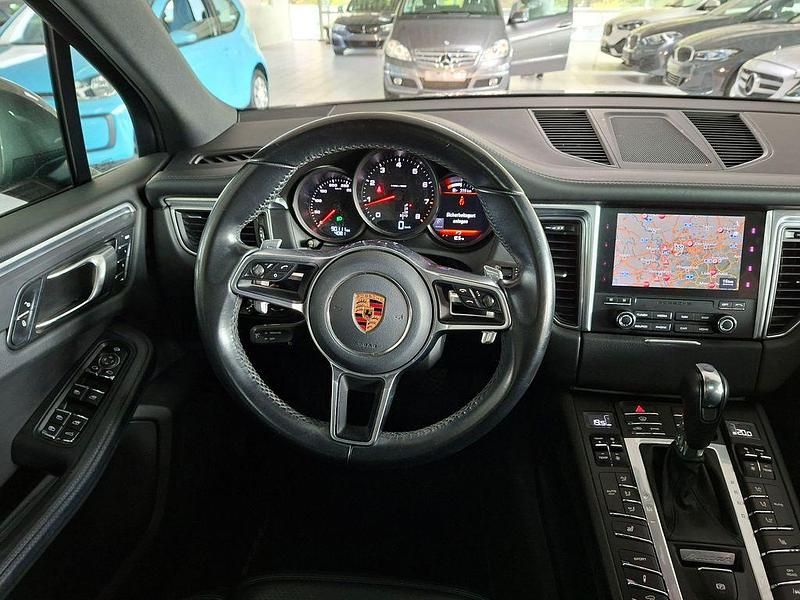 Gebraucht Porsche Macan 252 PS (185 kW) 2018 Grau SUV