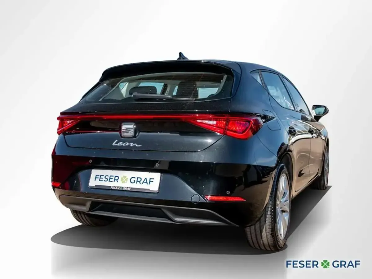 Gebraucht Seat Leon Beats 116 PS (85 kW) 2022 Midnight schwarz metallic Limousine