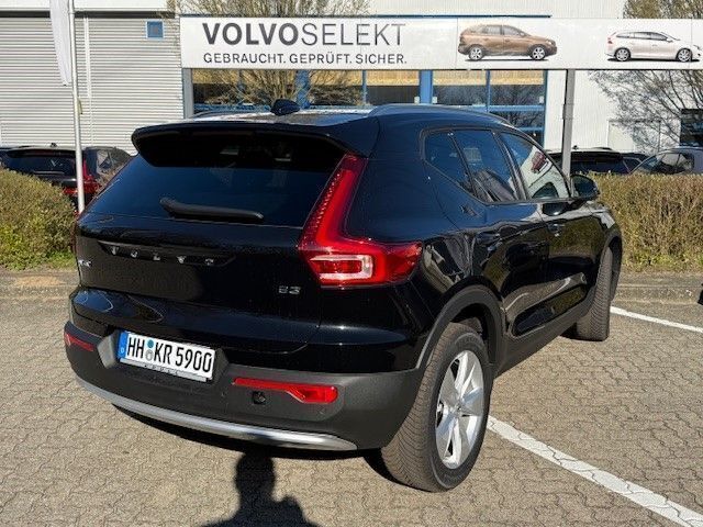 Gebraucht Volvo XC40 Core 163 PS (119 kW) 2025 Black metallic SUV