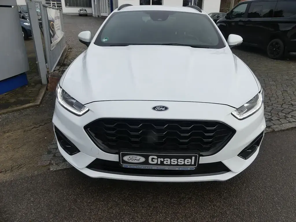 Gebraucht Ford Mondeo ST-Line 150 PS (110 kW) 2021 Weiß Limousine
