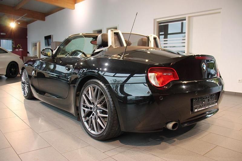 Gebraucht BMW Z4 Sport Line 150 PS (110 kW) 2006 Schwarz Cabrio