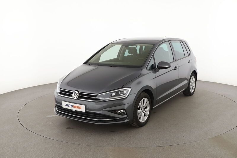 Grau Gebraucht 2019 VW Golf Sportsvan Comfortline Van / Kleinbus | 17.950 € (Etwas zu teuer) - Bild 1/4