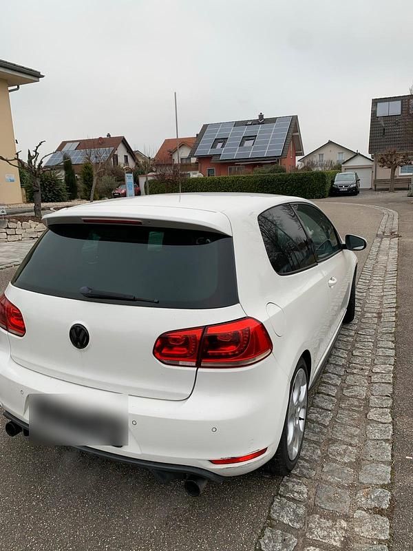 Gebraucht VW Golf 210 PS (154 kW) 2012 Weiß Coupé