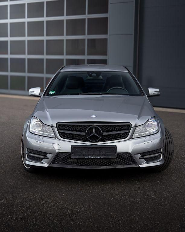 Gebraucht Mercedes C200 AMG 184 PS (135 kW) 2012 Grau Coupé