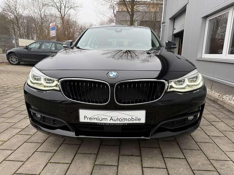 Gebraucht BMW 320 190 PS (139 kW) 2017 Schwarz ii Limousine
