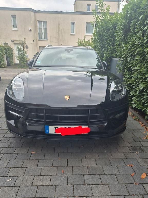 Schwarz Gebraucht 2019 Porsche Macan S SUV | 46.500 € (Guter Preis) - Bild 1/4