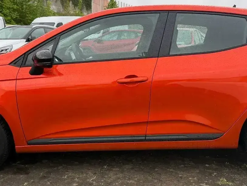 Gebraucht Renault Clio V Evolution 2024 Orange Limousine