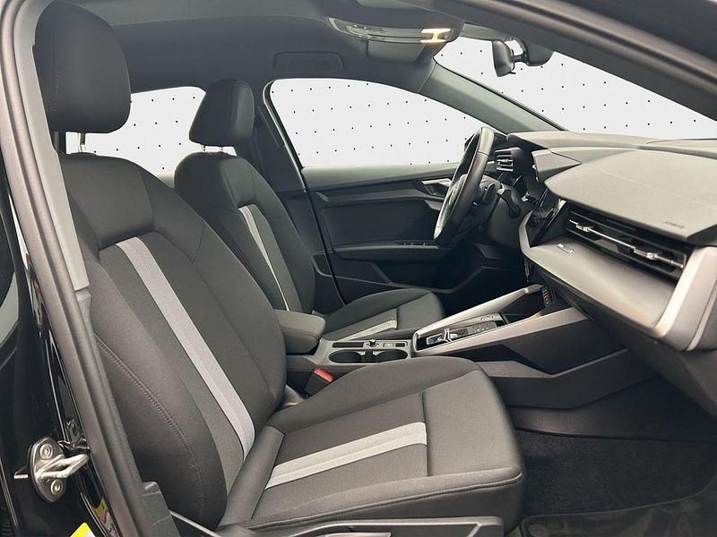 Gebraucht Audi A3 Basis 110 PS (80 kW) 2023 Mythosschwarz metallic Limousine