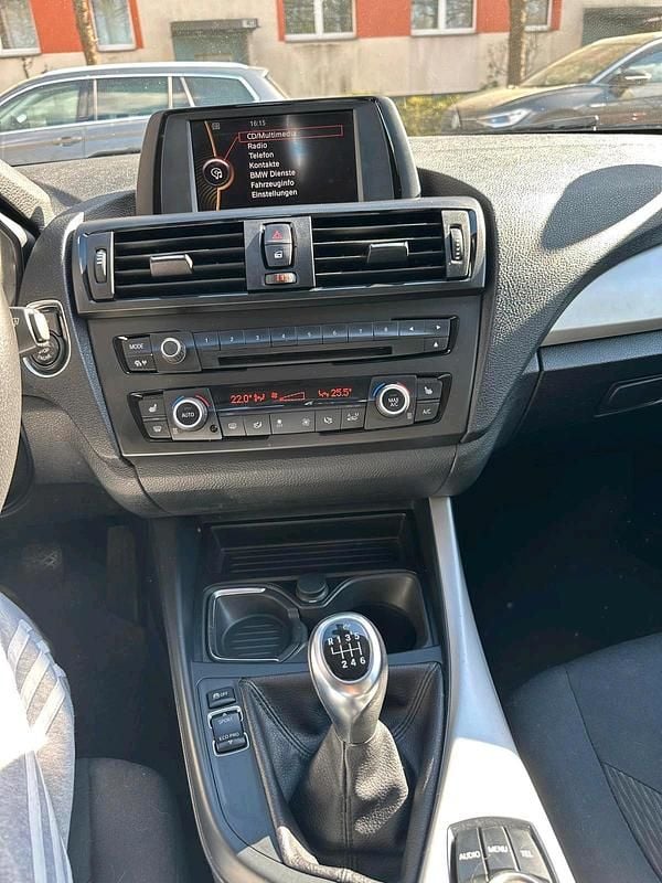 Gebraucht BMW 116 136 PS (100 kW) 2012 Blau Kleinwagen