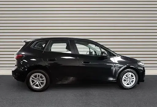 Gebraucht BMW 218 Luxury Line 136 PS (100 kW) 2023 Schwarz Coupé