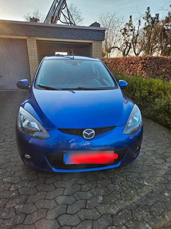 Gebraucht Mazda 2 101 PS (74 kW) 2010 Blau Kleinwagen