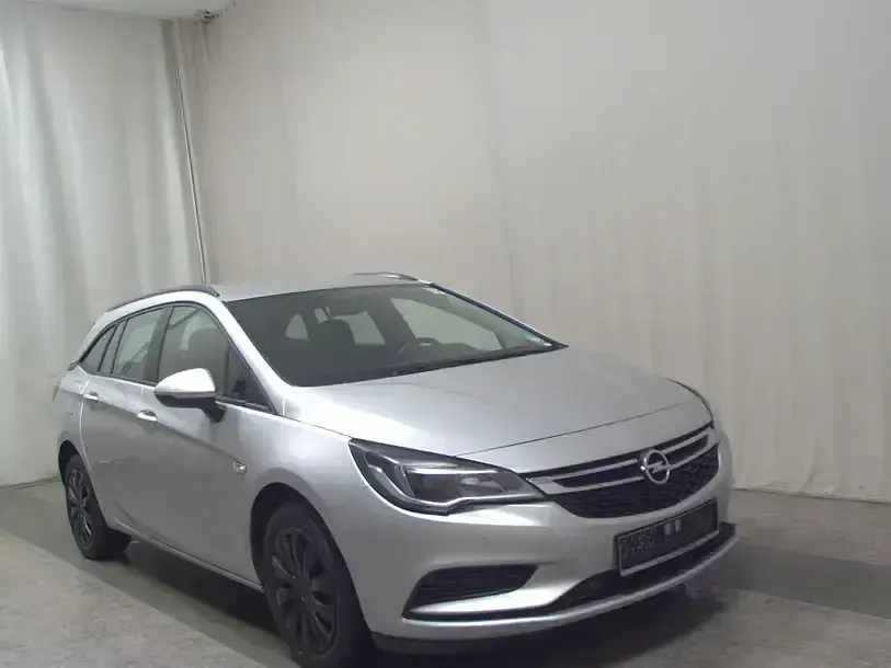 Usado Opel Astra Edition 136 HP (100 kW) 2019 Prateado Carrinha