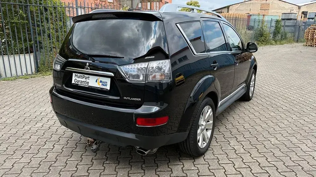 Gebraucht Mitsubishi Outlander Instyle 170 PS (125 kW) 2009 Schwarz SUV