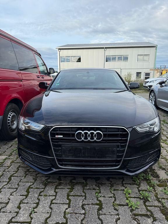 Schwarz Gebraucht 2013 Audi A5 Design Coupé | 15.300 € (Fairer Preis) - Bild 1/4