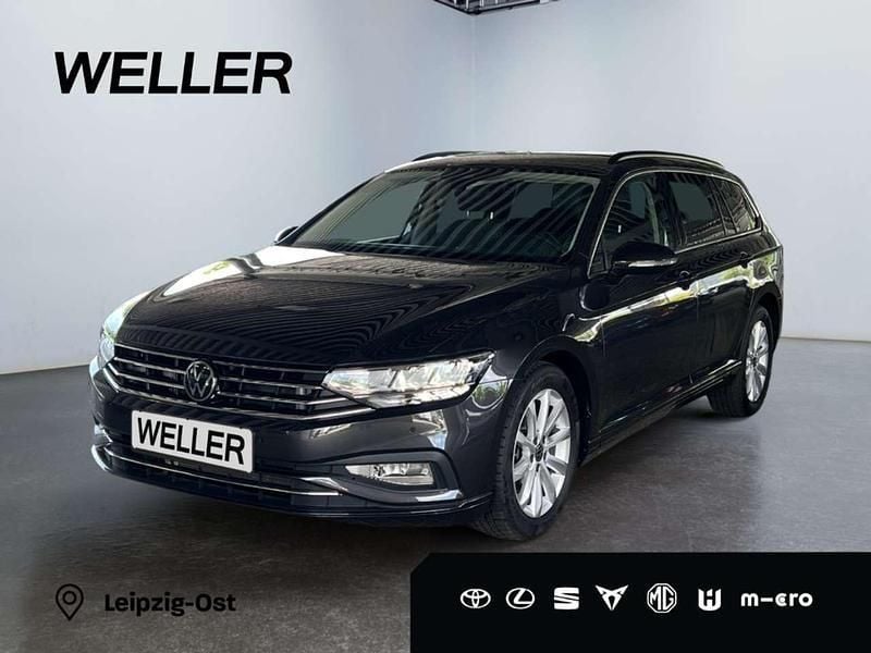 Grau Gebraucht 2024 VW Passat Business Kombi | 27.790 € (Superpreis) - Bild 1/3