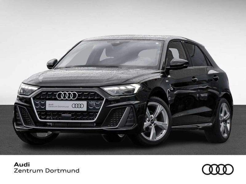 Mythosschwarz metallic Gebraucht 2025 Audi A1 Sportback S-Line Kleinwagen | 26.980 € (Etwas zu teuer) - Bild 1/4