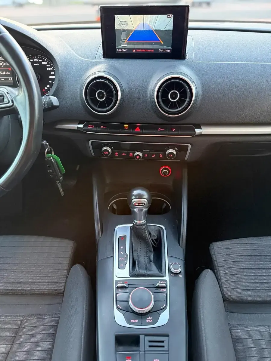 Gebraucht Audi A3 110 PS (80 kW) 2016 Silber Kleinwagen