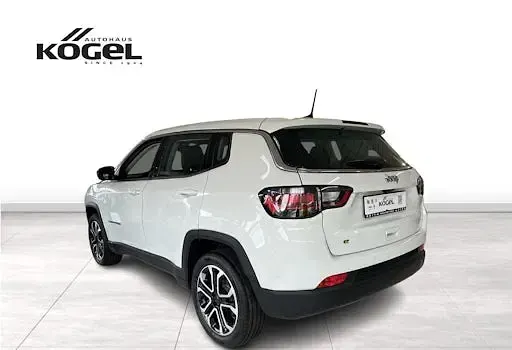 Ny Jeep Compass Altitude 130 HK (95 kW) 2025 Hvid SUV