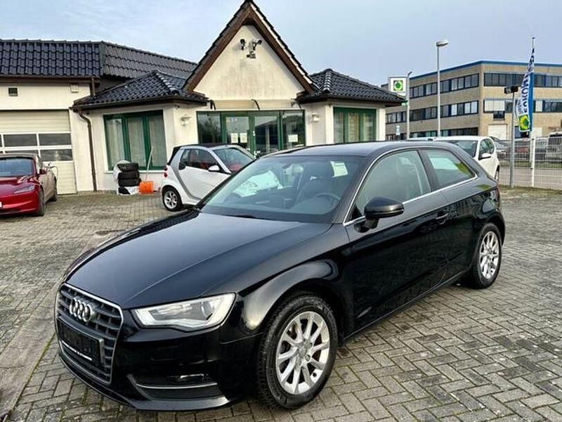 Gebraucht Audi A3 Ambiente 122 PS (89 kW) 2013 Schwarz Limousine