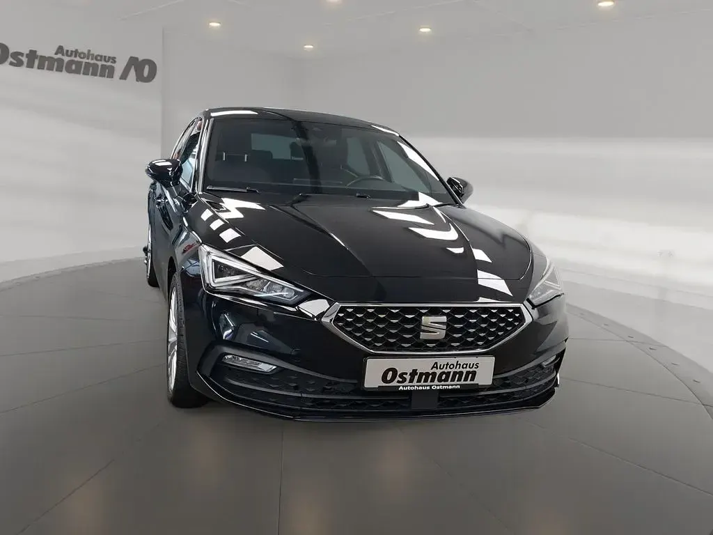 Gebraucht Seat Leon XCELLENCE 204 PS (150 kW) 2021 Mitternachtsschwarz Limousine