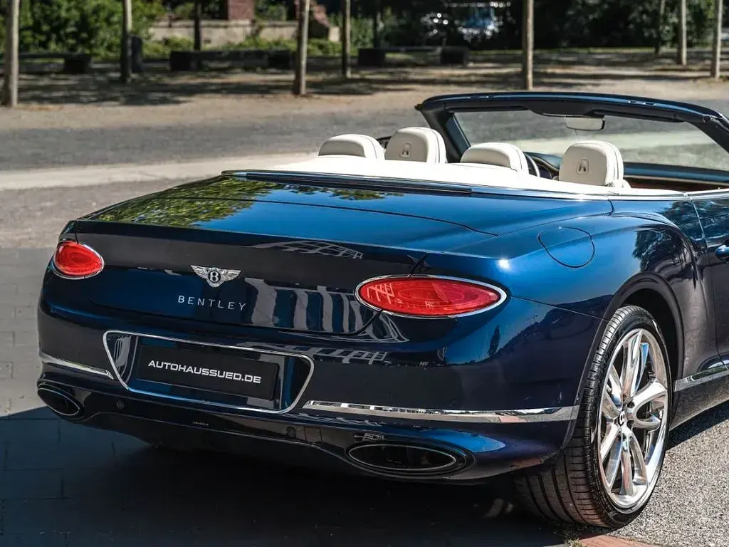 Gebraucht Bentley Continental GT Convertible 635 PS (467 kW) 2020 Blau Cabrio