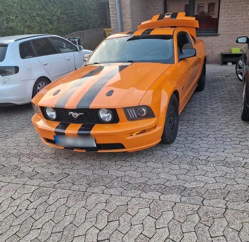 Orange Gebraucht 2005 Ford Mustang GT Coupé | 11.900 € (Guter Preis) - Bild 1/4