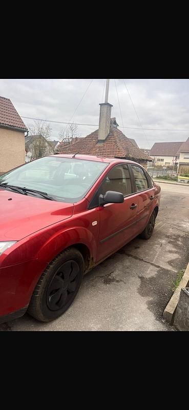 Gebraucht Ford Focus 80 PS (58 kW) 2005 Rot Limousine