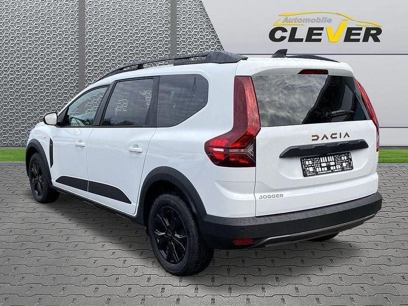 Neu Dacia Jogger Extreme 101 PS (74 kW) 2025 Weiß Van / Kleinbus
