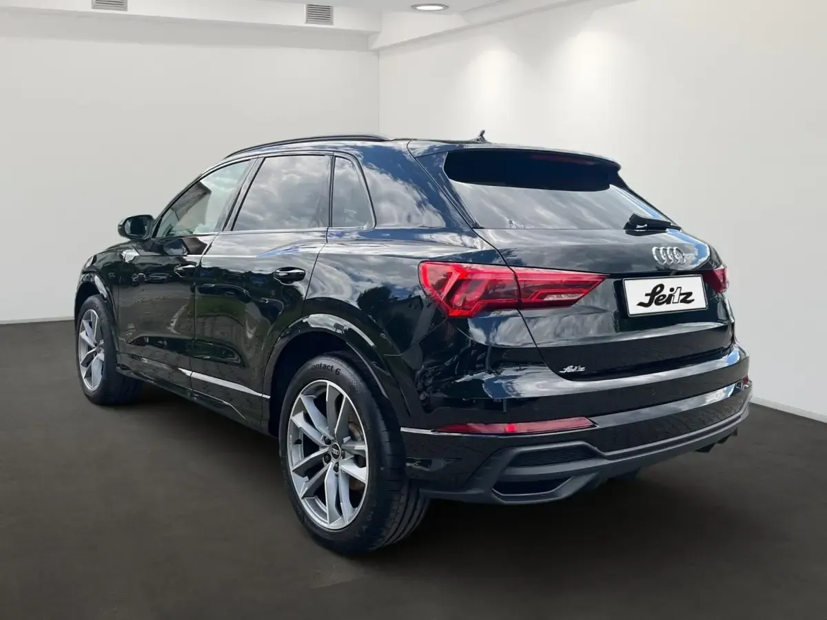 Gebraucht Audi Q3 S-Line 150 PS (110 kW) 2024 Schwarz SUV