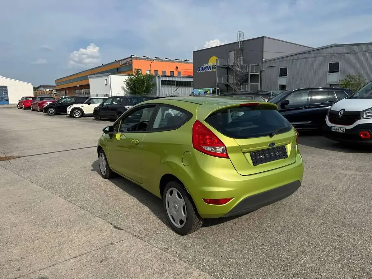 Gebraucht Ford Fiesta Trend 82 PS (60 kW) 2008 Squeeze (g) Kleinwagen