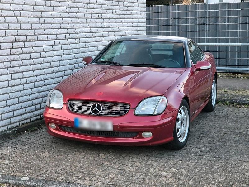Gebraucht Mercedes 200 163 PS (119 kW) 2000 Rot Cabrio