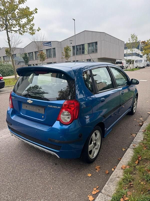 Blau Gebraucht 2008 Chevrolet Cruze Kleinwagen | 1.000 € - Bild 1/4