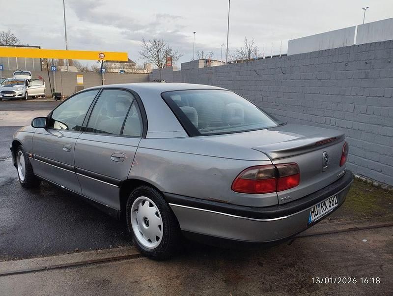 Gebraucht Opel Omega 144 PS (105 kW) 1995 Grau Limousine