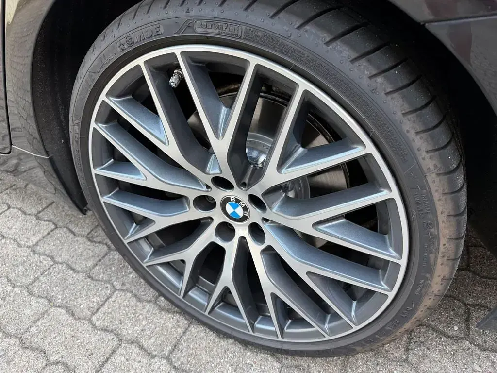 Gebraucht BMW 530 Sport Line 265 PS (194 kW) 2017 Schwarz Kombi
