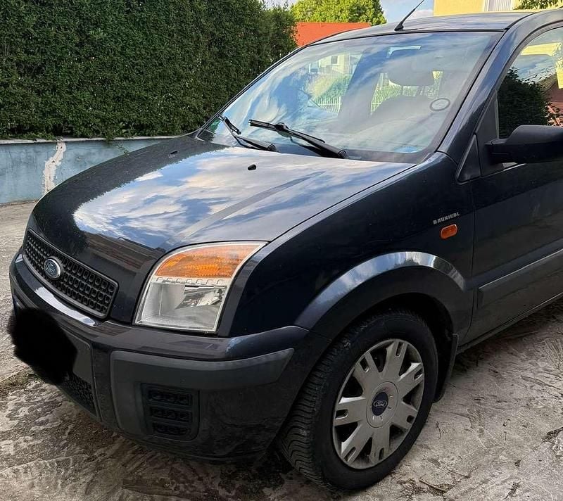 Blau Gebraucht 2006 Ford Fusion Ambiente Limousine | 990 € (Guter Preis) - Bild 1/4