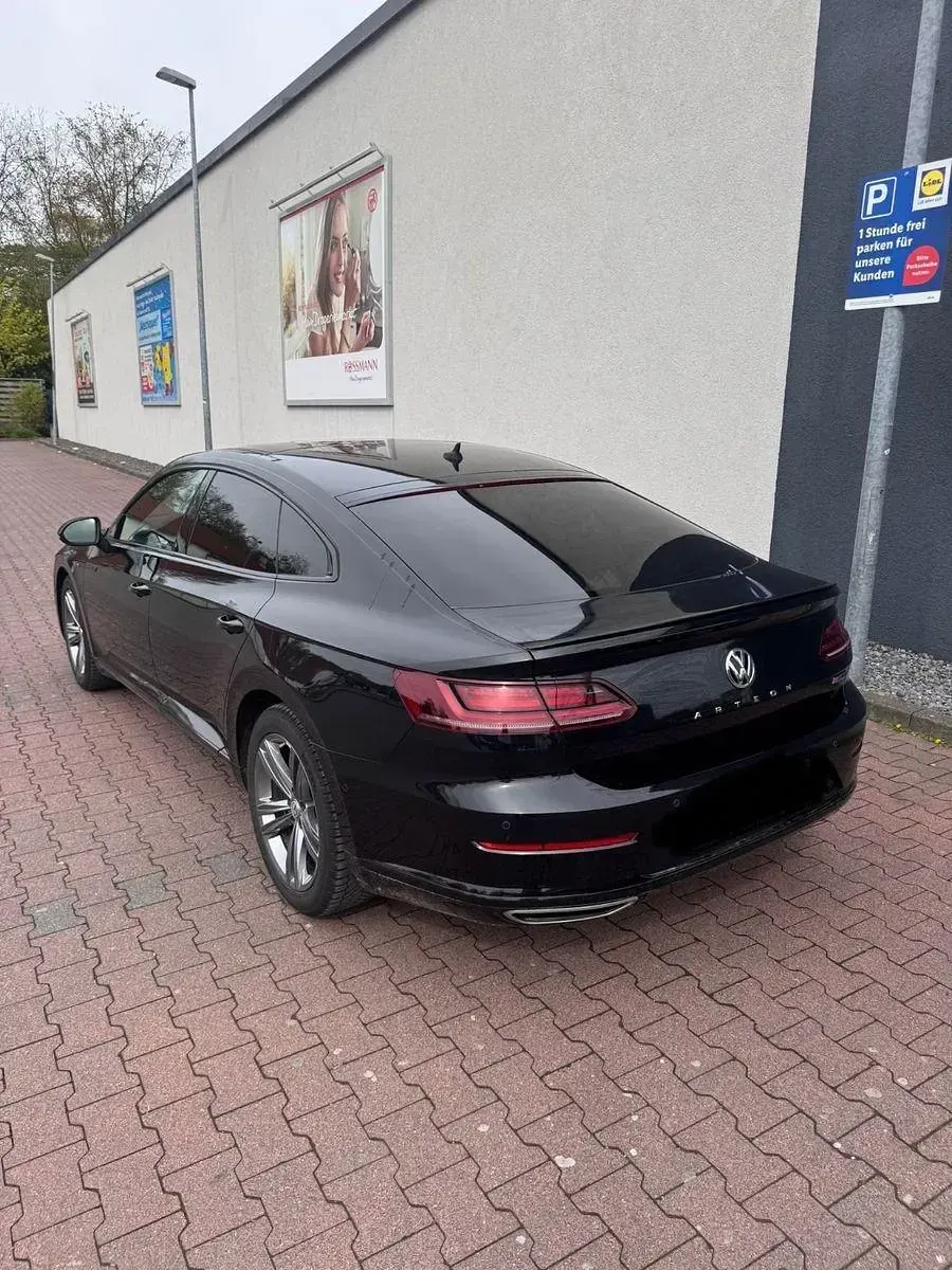 Używany VW Arteon R-line 239 KM (175 kW) 2017 Czarny Hatchback