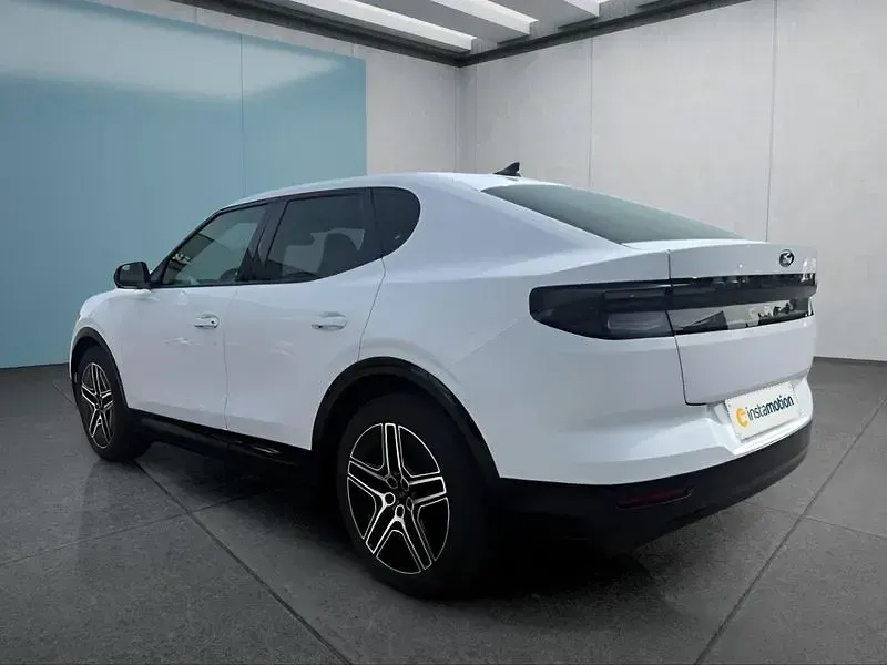 Używany Ford Capri 250 kW (340 KM) 2024 Biały SUV