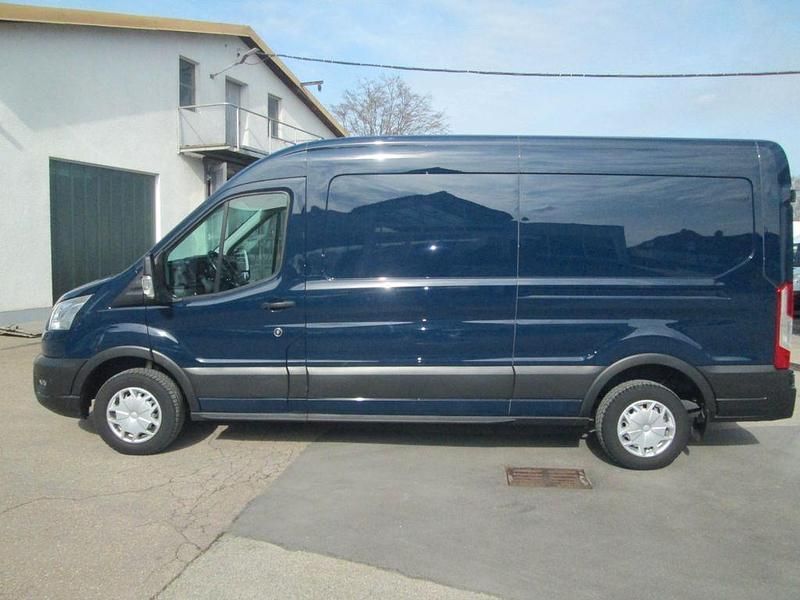 Gebraucht Ford Transit Trend 105 PS (77 kW) 2022 Blau Van / Kleinbus