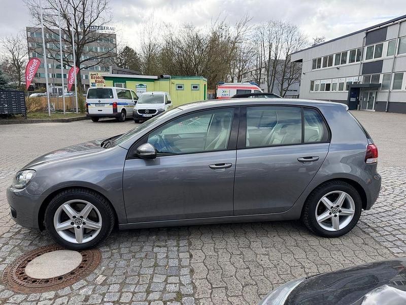 Gebraucht VW Golf VI Highline 160 PS (117 kW) 2010 Grau Kleinwagen