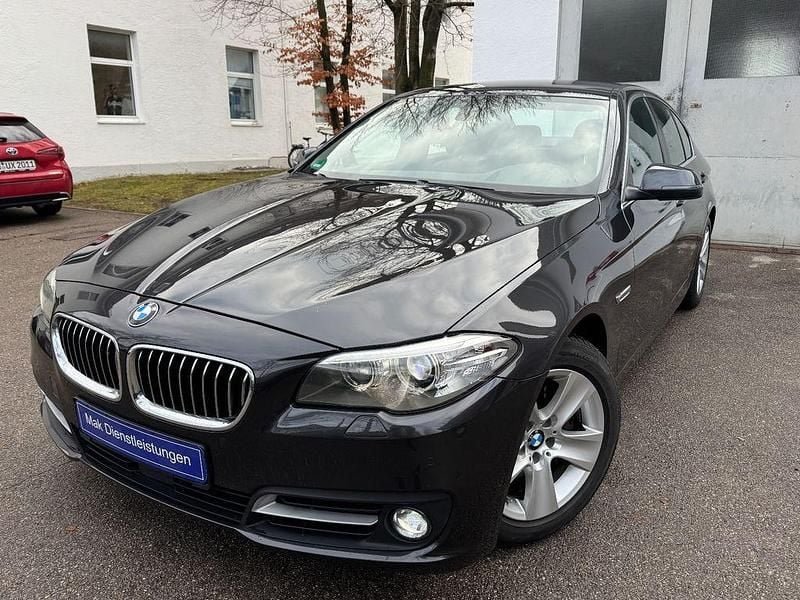 Grau Gebraucht 2014 BMW 530 Performance Limousine | 11.590 € (Guter Preis) - Bild 1/4
