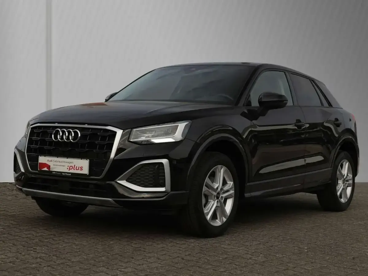Gebraucht Audi Q2 Advanced Plus 116 PS (85 kW) 2025 Mythosschwarz metallic SUV