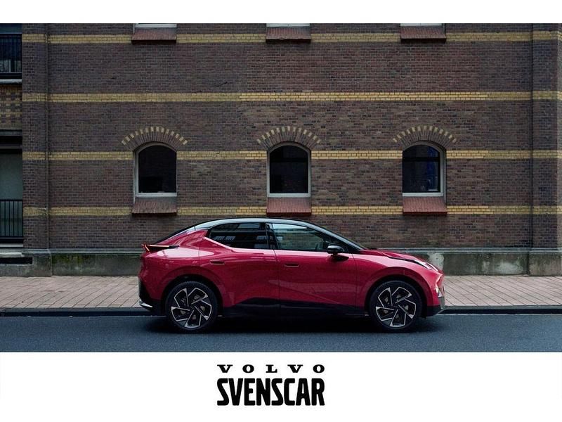 Neu Lynk & Co 02 200 kW (272 PS) 2025 Rot SUV