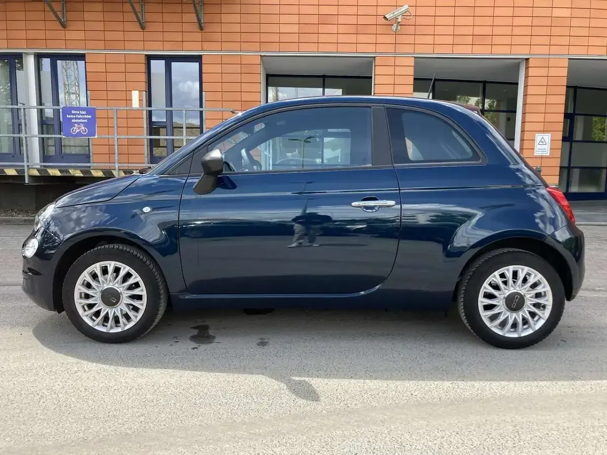 Gebraucht Fiat 500 Basis 69 PS (50 kW) 2023 Blau Kleinwagen